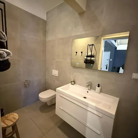 Bella Restaurant Hotel 3*