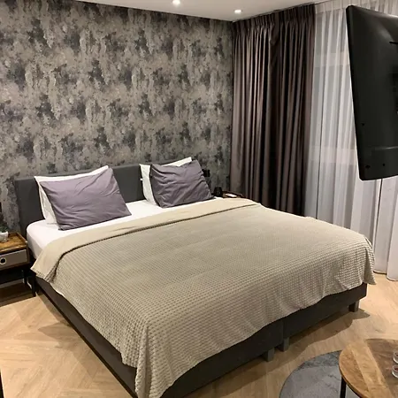 Bella Restaurant Hotel The Hague